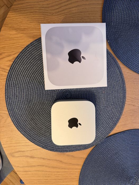 Mac Mini M4, 12 rdzeni CPU i 16 rdzeni GPU, 24 GB RAM, 512 GB SSD