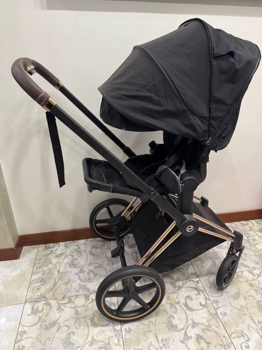Продам весь комплект коляски Cybex