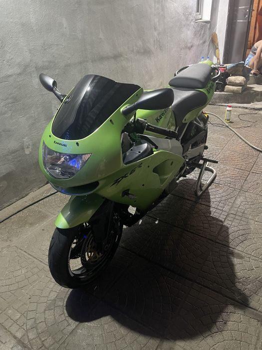 Продам  Кавасаки  Zx 6R