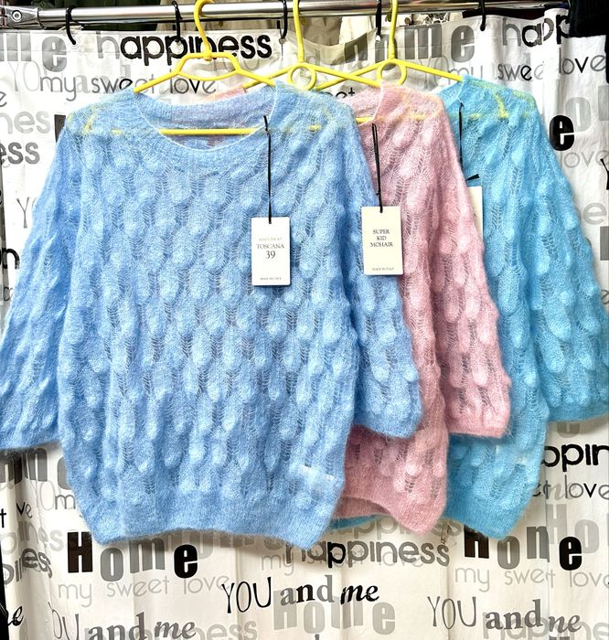 Свитер тонкий, весенний, королевский мохер , Италия.