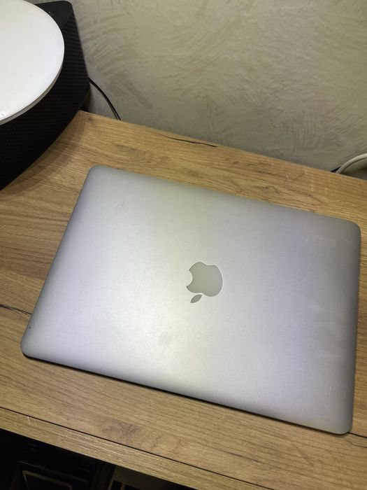 MacBook Air 13" Early 2014 | 128GB SSD | macOS Big Sur
