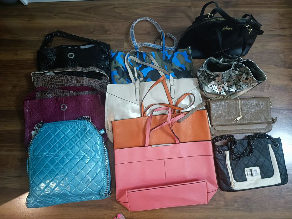 11 malas, (cada mala 3 euros)