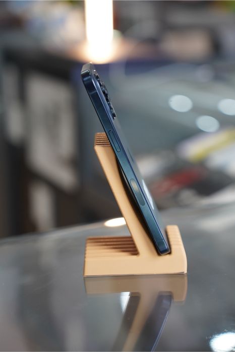 iPhone 15 Pro Max 256GB Blue (eSIM) // 14 16