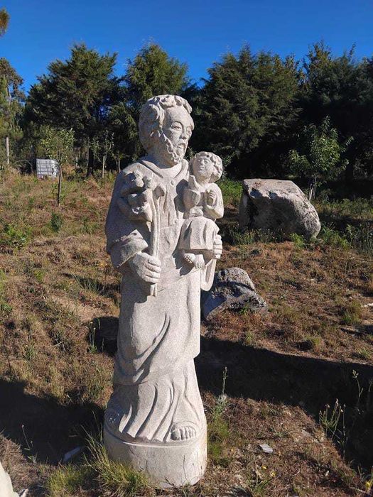 Escultura em granito