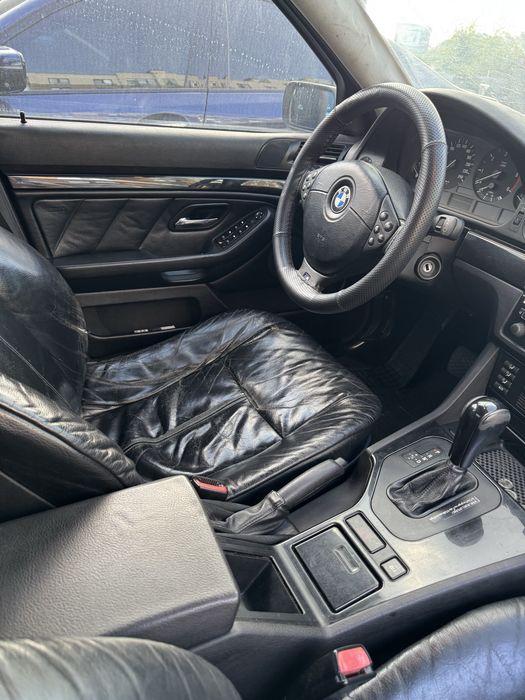 Bmw бумер Е39 бумер