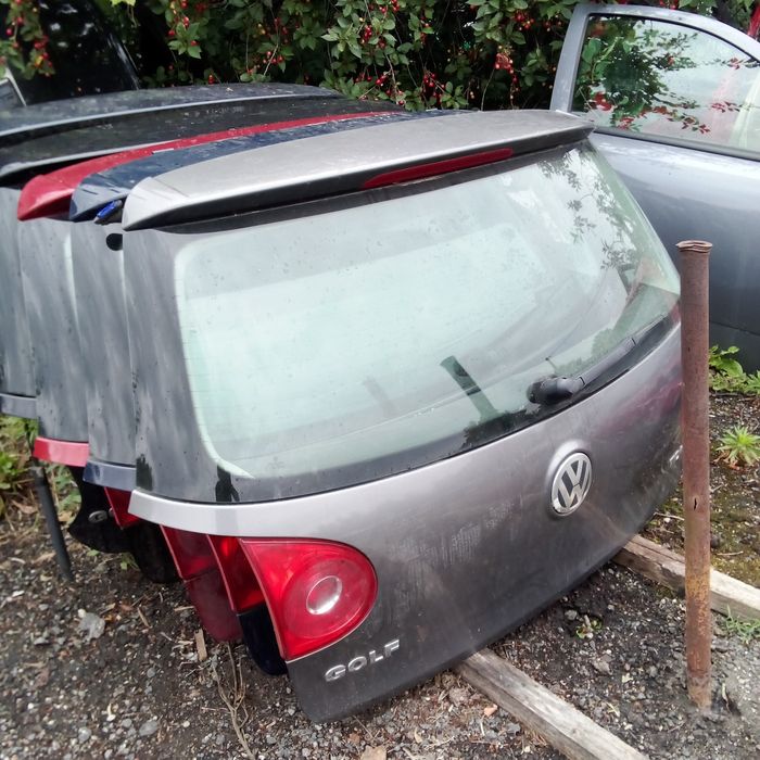 Klapa tylna bagażnika volkswagen golf 5