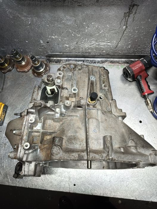 Skrzynia biegów Peugeot Expert Citroen Jumpy Fiat Scudo 2.0HDI 20MB12