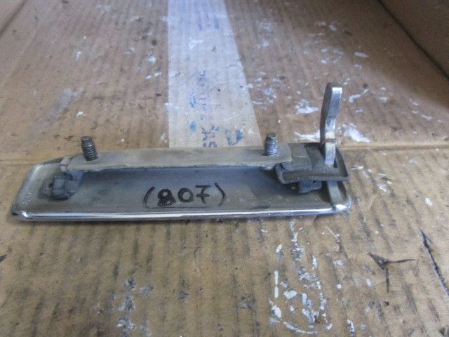 Puxador porta frente direita NISSAN Cabstar Chassis (F22, H40)
