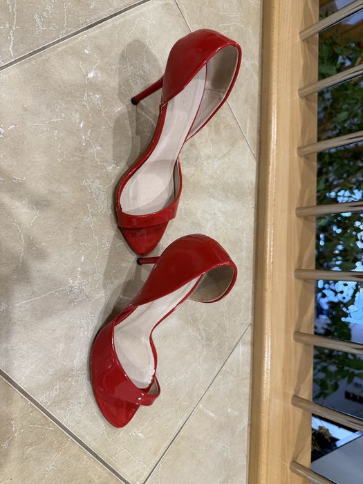 Buty/ szpilki czerwone