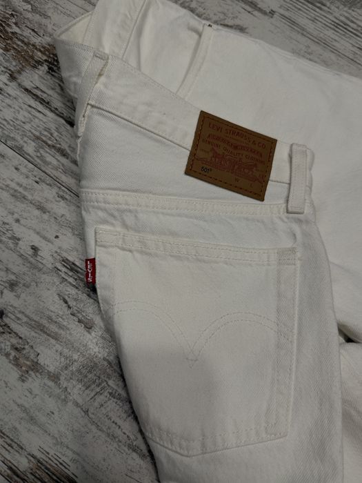 Джинси жіночі Levis