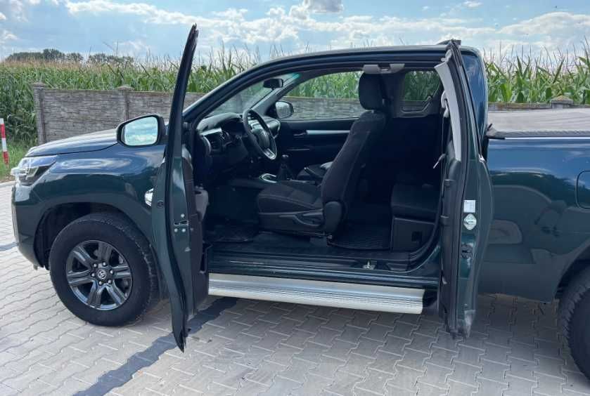 Разборка Toyota Hilux дзеркала