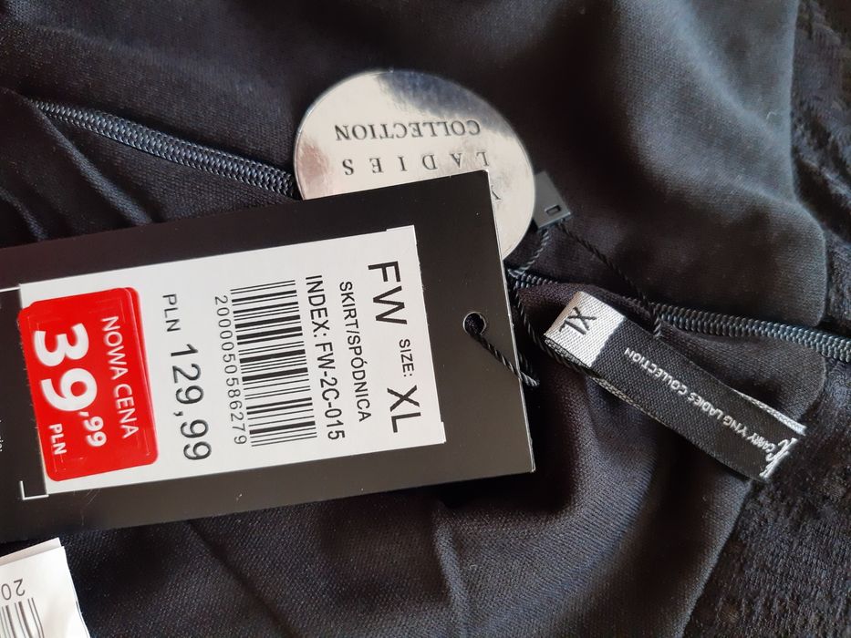 Czarna spódnica carry XL yng ladies