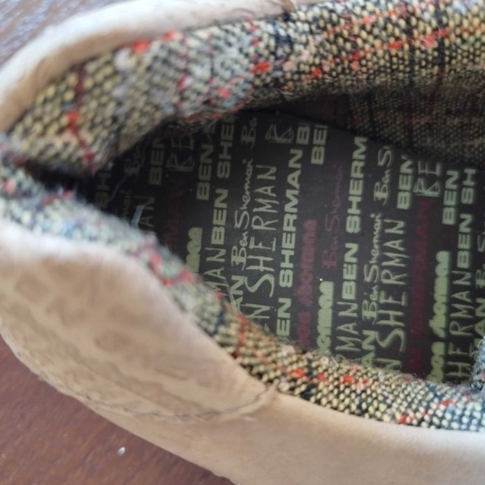 Sprzedam nowe, bardzo ładne ze skóry naturalnej buty męskie