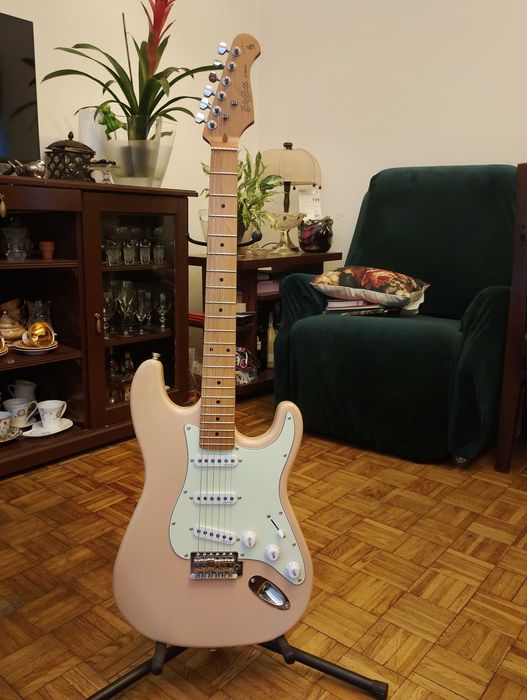 Harley Benton st-62 Shell Pink