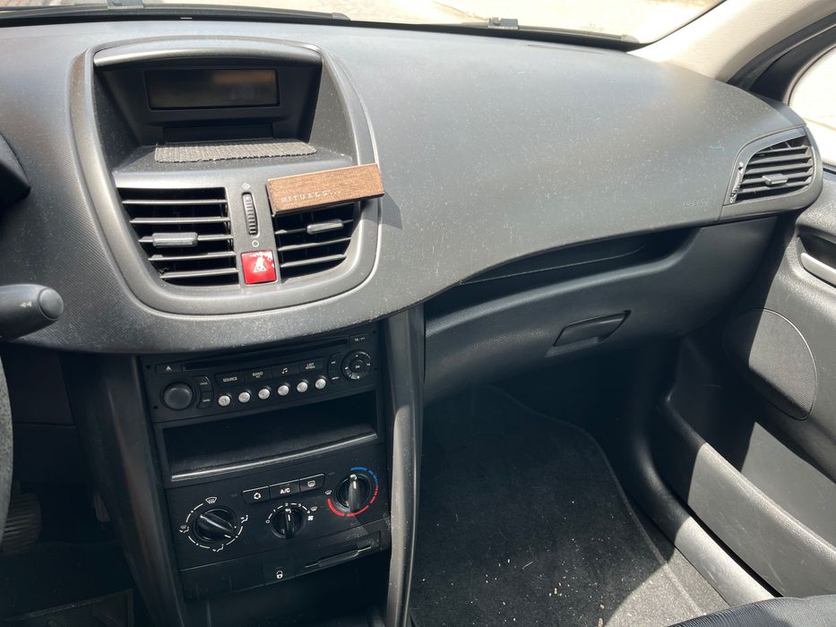 Peugeot 207 1.4 HDi – Comercial 2 Lugares – IPO em dia