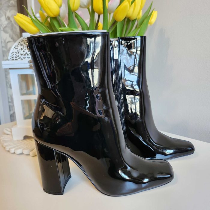 Buty damskie, Guess Botki Beaker2 FL8B2K PAF10 Czarne, rozmiar 39