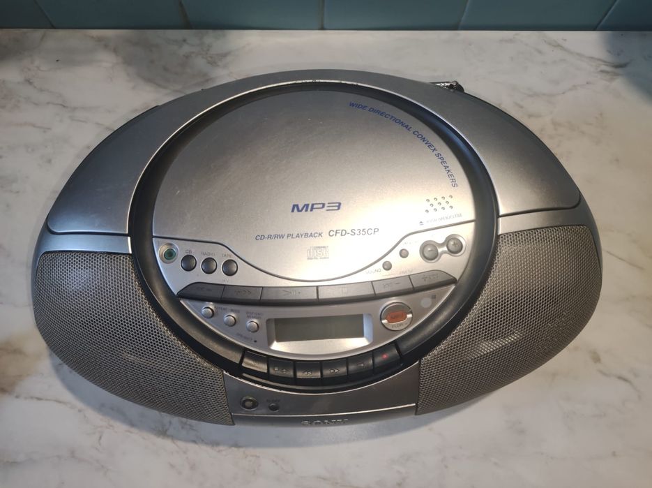 магнитола Sony на аккумуляторах