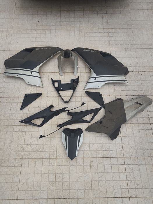 Kit carenagens Ducati 848