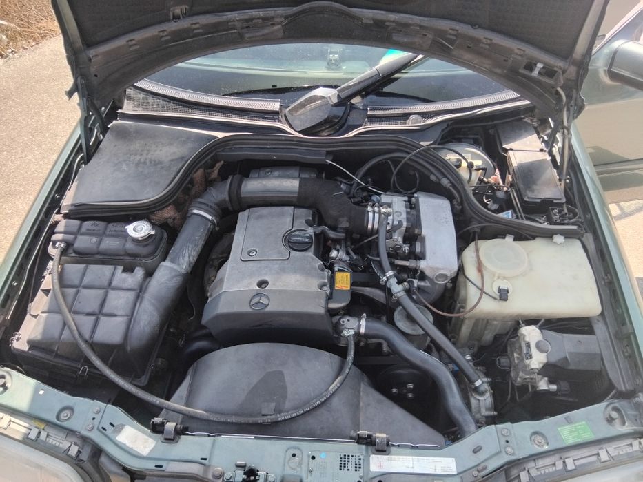 Mercedes  C180 gasolina  e GPL