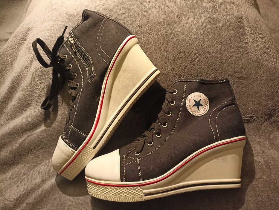 Buty, trampki na koturnach, jak Converse 40