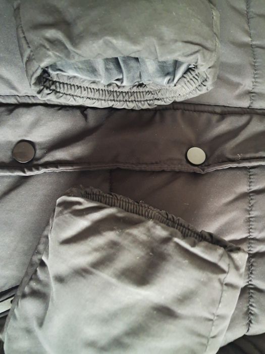 Czarna lekka  kurtka H&M