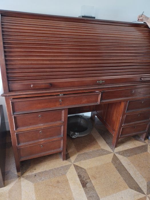 Movel Secretária antiga