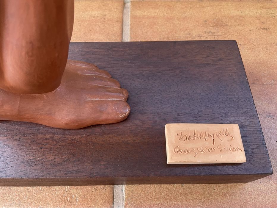 Escultura de Isabel Meyreles e Cruzeiro Seixas