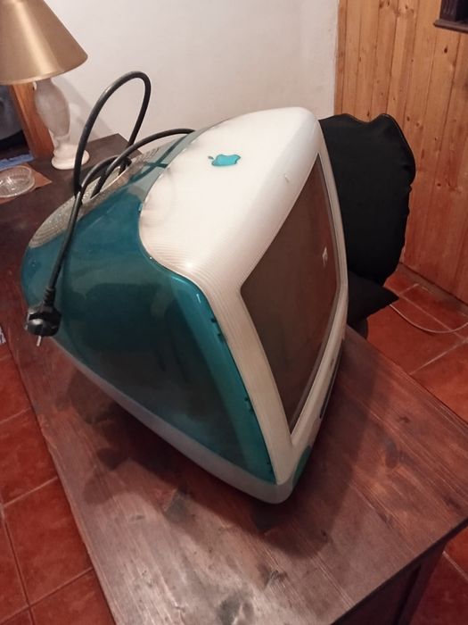 Vendo Macintosh 3 translucido