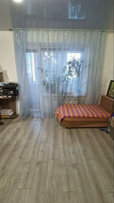 Продаж 3 кімнатної квартири у Дніпровському районі