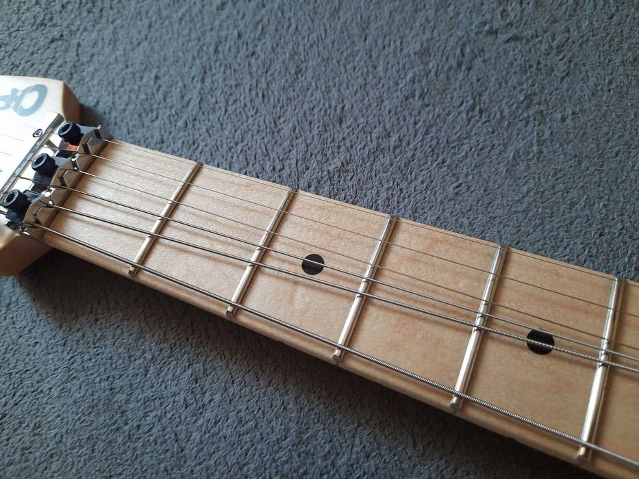 Charvel Pro Mod San Dimas HH Floyd Rose 1000 Seymour Duncan