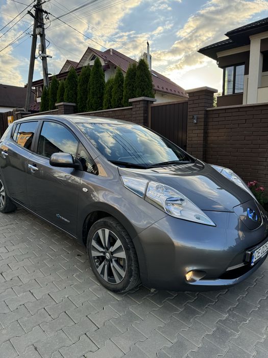 Nissan Leaf європеєць Франція