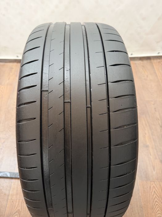 Шина Michelin 255/40/R20