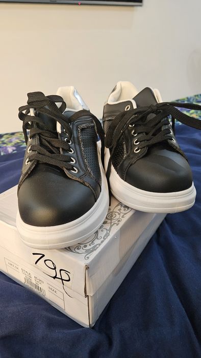 Nowe snekersy trampki damskie