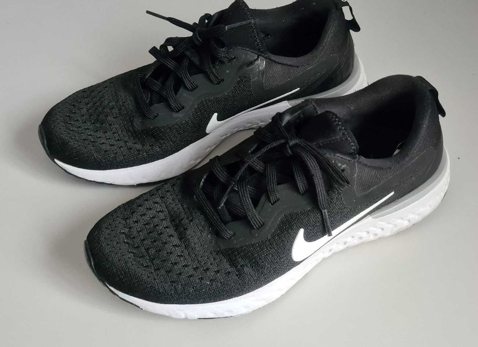 Nike Odyssey React  roz 39