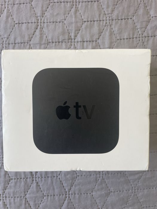 Apple TV 4K 64GB (A1842) + Siri Remote