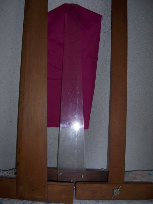 Régua T em madeira e plástico para desenho escolar