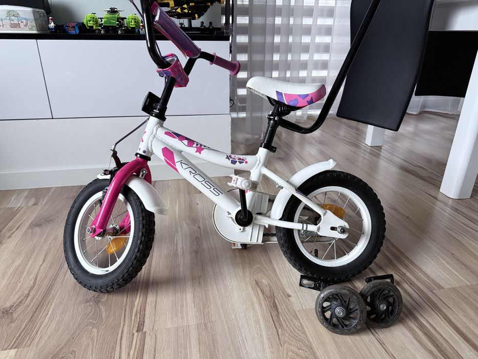 Rower dziewczęcy KROSS Maya – idealny dla małej rowerzystki!