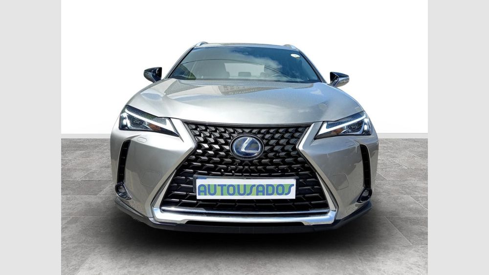 Lexus UX 250h