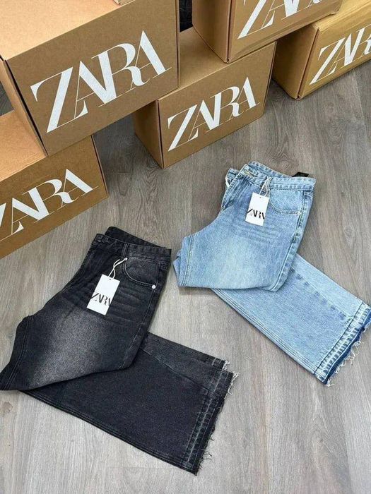 Джинсы Zara flared jeans черные и светлые