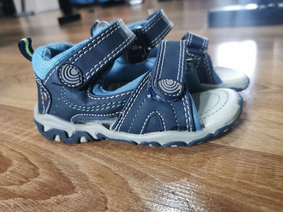 Sandały chłopięce 22 nowe