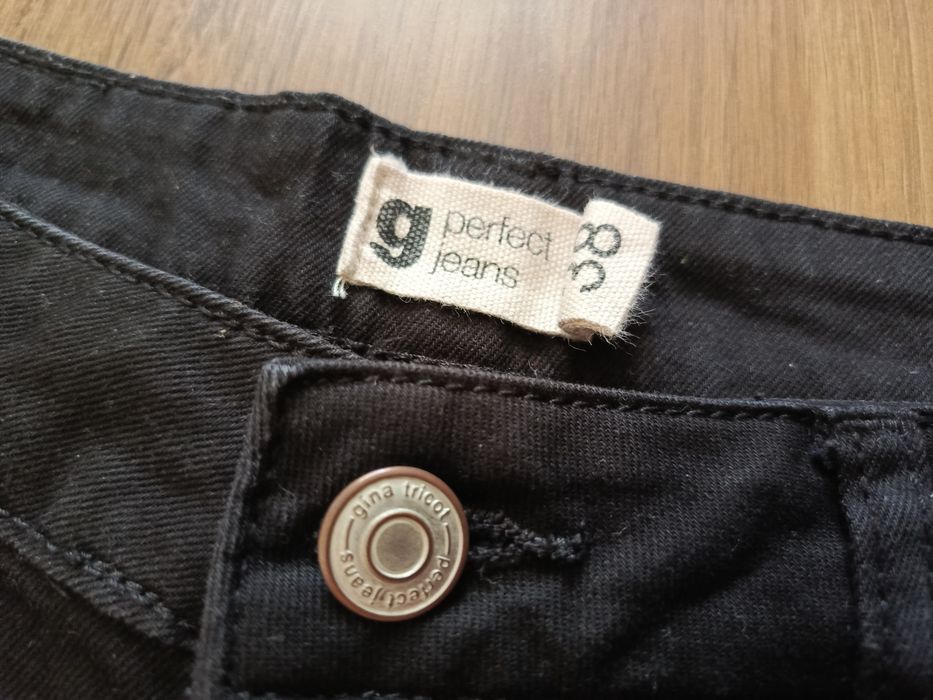 Krótkie spodenki jeansowe