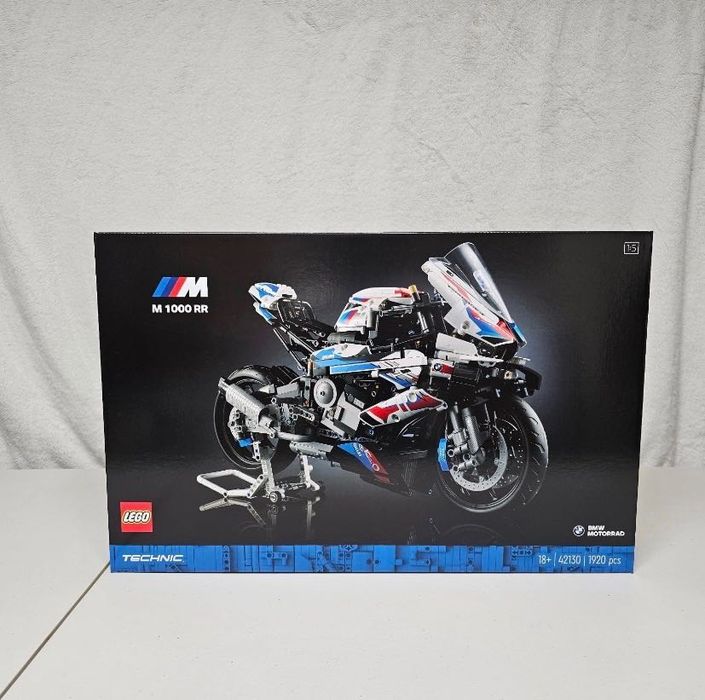 Конструктор LEGO Technic BMW M 1000 RR (42130)