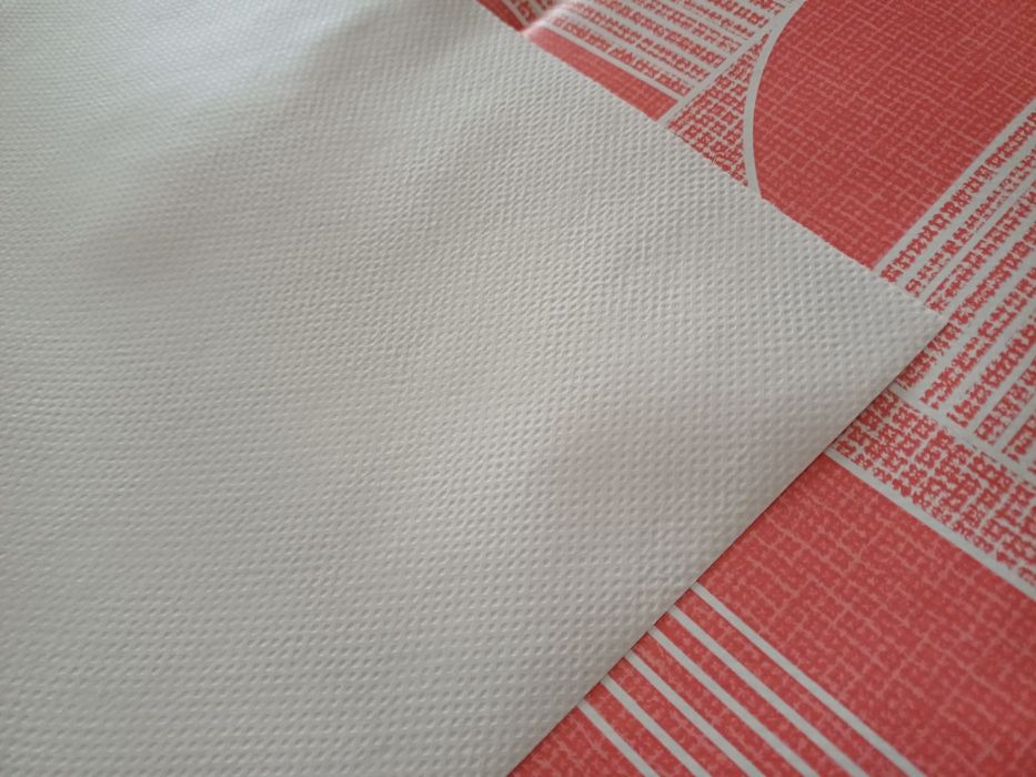 Toalha de mesa anti-nódoas, vermelho/branco, motivos geométricos NOVA!