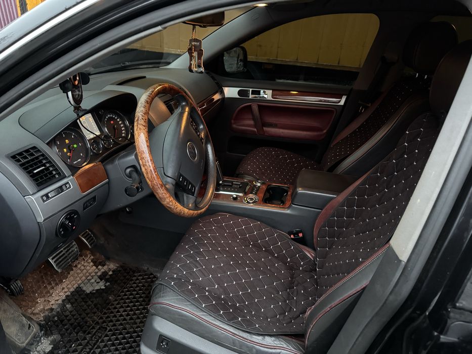 Volkswagen Touareg  2006 року