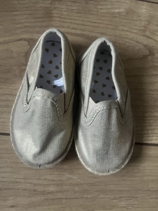 Espadryle dla dziewczynki 19