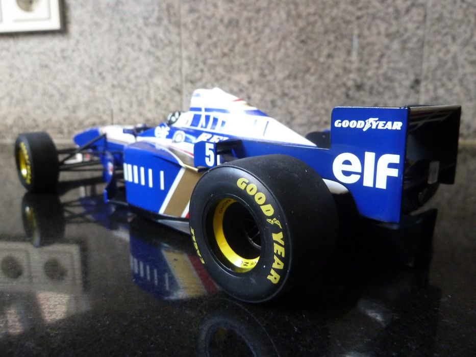 1:18 Minichamps, Williams Renault FW18, D. Hill, AutoArt