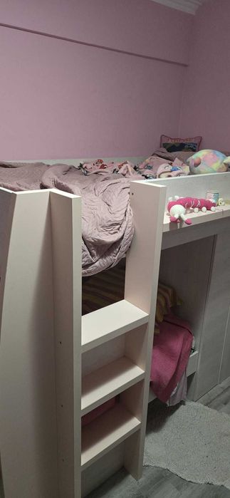 Beliche infantil com roupeiro + 2 colchões – excelente estado