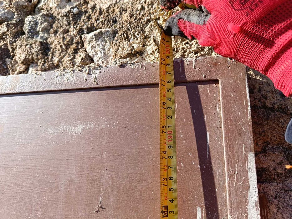 Porta em ferro usada