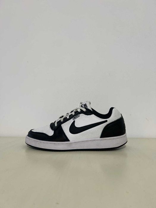Ténis Nike Ebernon