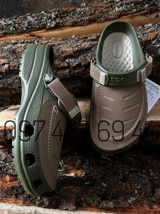 Чоловічі Крокси Сабо Crocs Yukon LiteRide Clog Army/Black Crocs Крокси